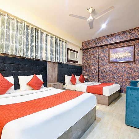 Hotel Square Plaza At Airport New Delhi Exterior photo